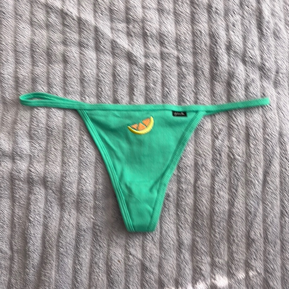 VS PINK Cotton Rib Thong L
